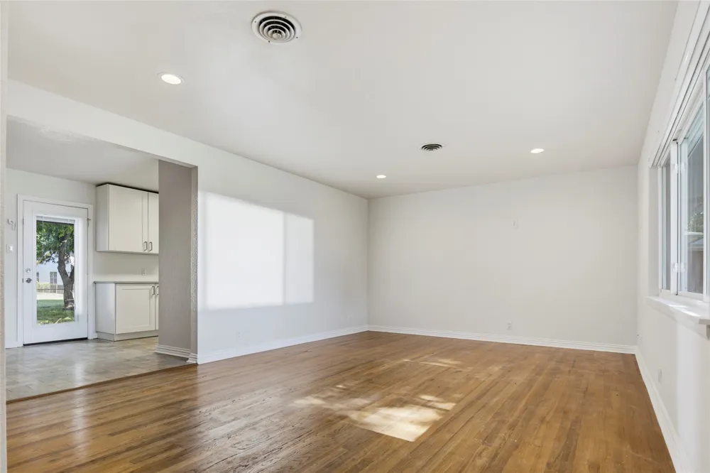4205 Keeter Drive North Richland Hills, TX 76180