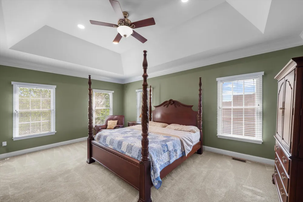 17629 Mystic Valley Court Northville, MI 48168