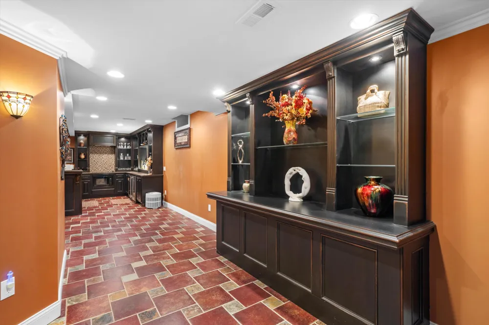 17629 Mystic Valley Court Northville, MI 48168
