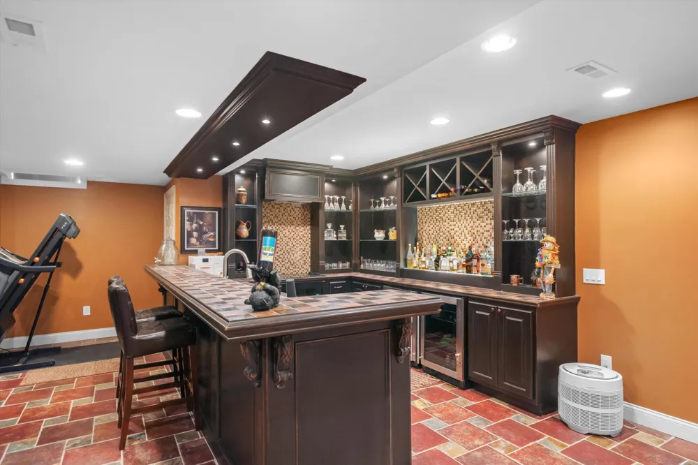 17629 Mystic Valley Court Northville, MI 48168