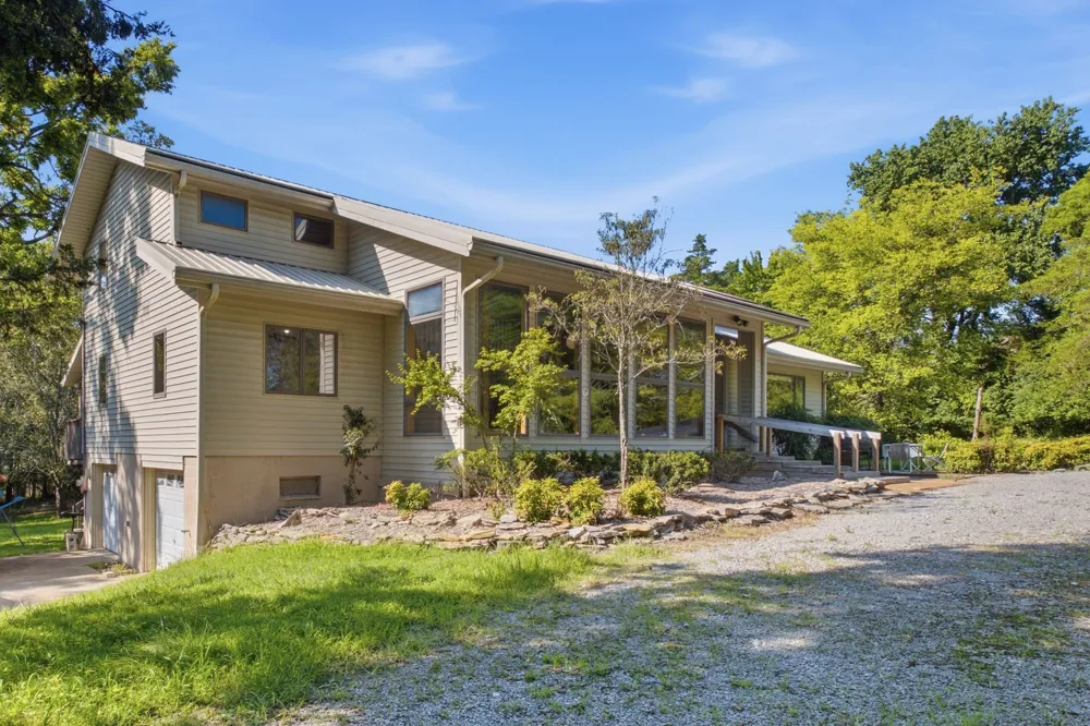 5052 John Hagar Rd Hermitage, TN 37076