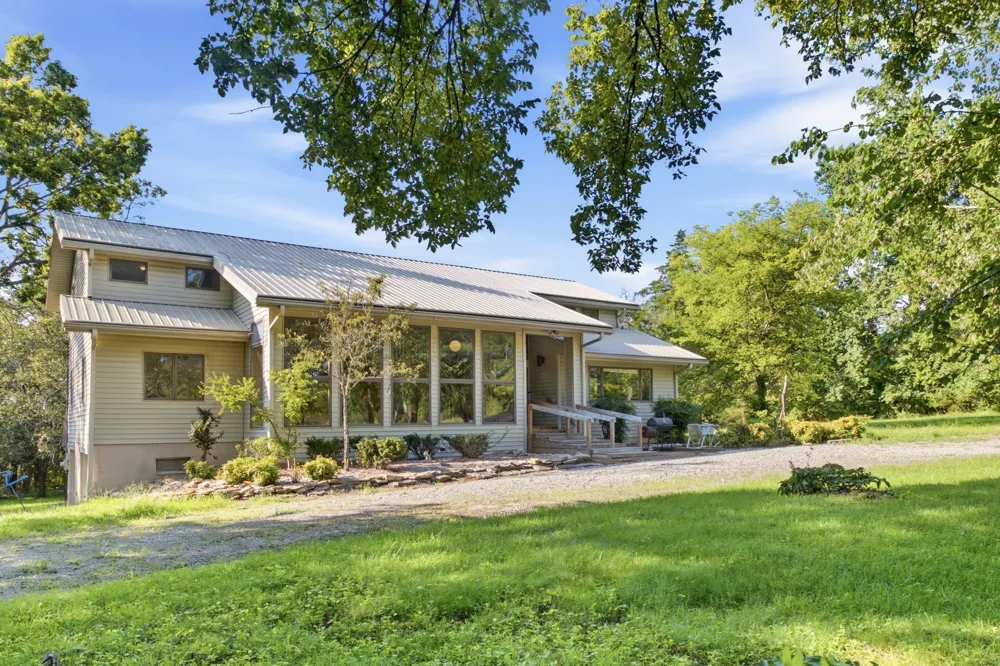 5052 John Hagar Rd Hermitage, TN 37076
