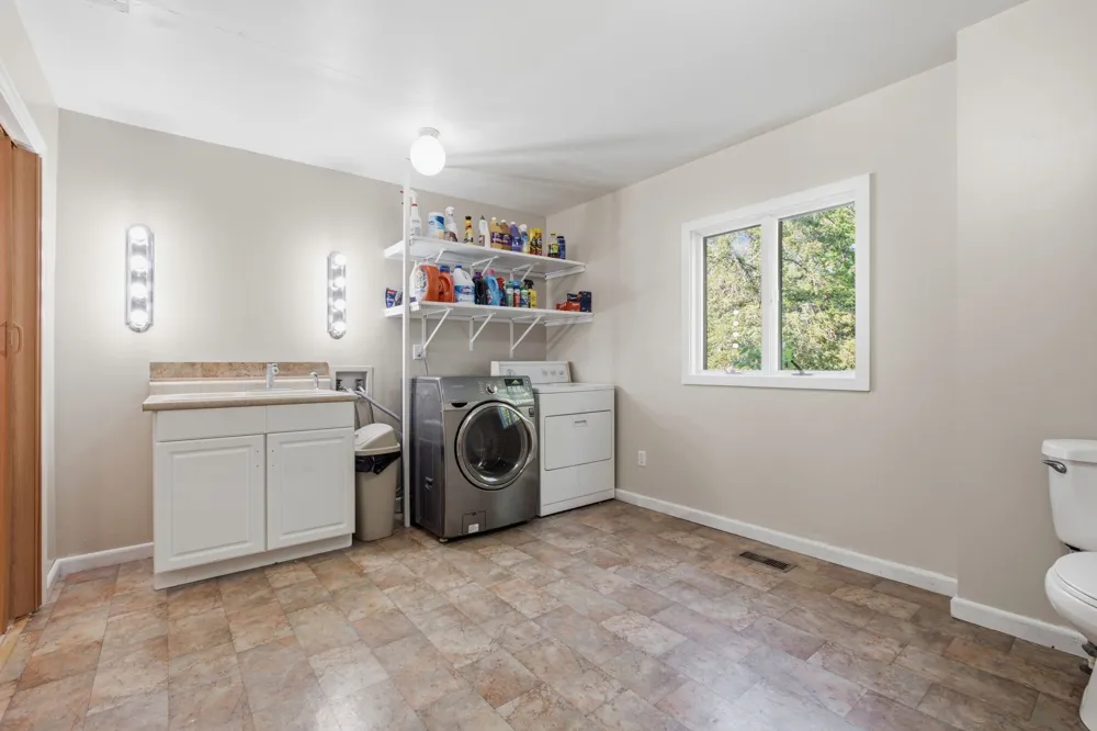 5052 John Hagar Rd Hermitage, TN 37076