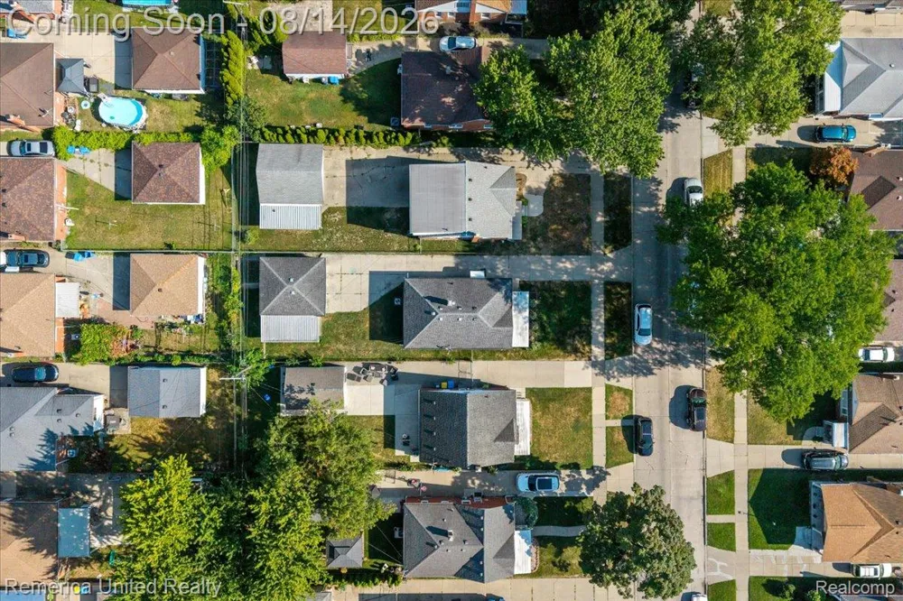 6943 Colonial Street Dearborn Heights City, MI 48127