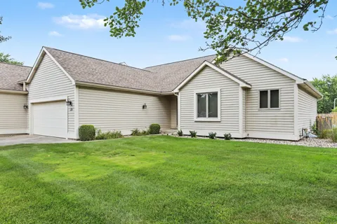 30 Oakdale Lane #104
