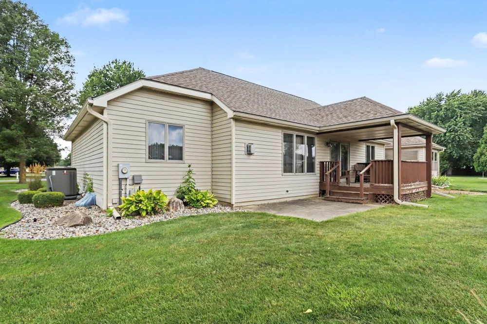 30 Oakdale Lane #104 Coldwater City, MI 49036