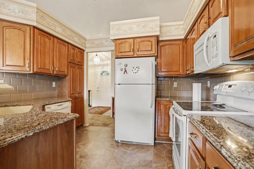 30 Oakdale Lane #104 Coldwater City, MI 49036