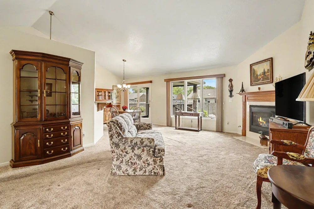 30 Oakdale Lane #104 Coldwater City, MI 49036
