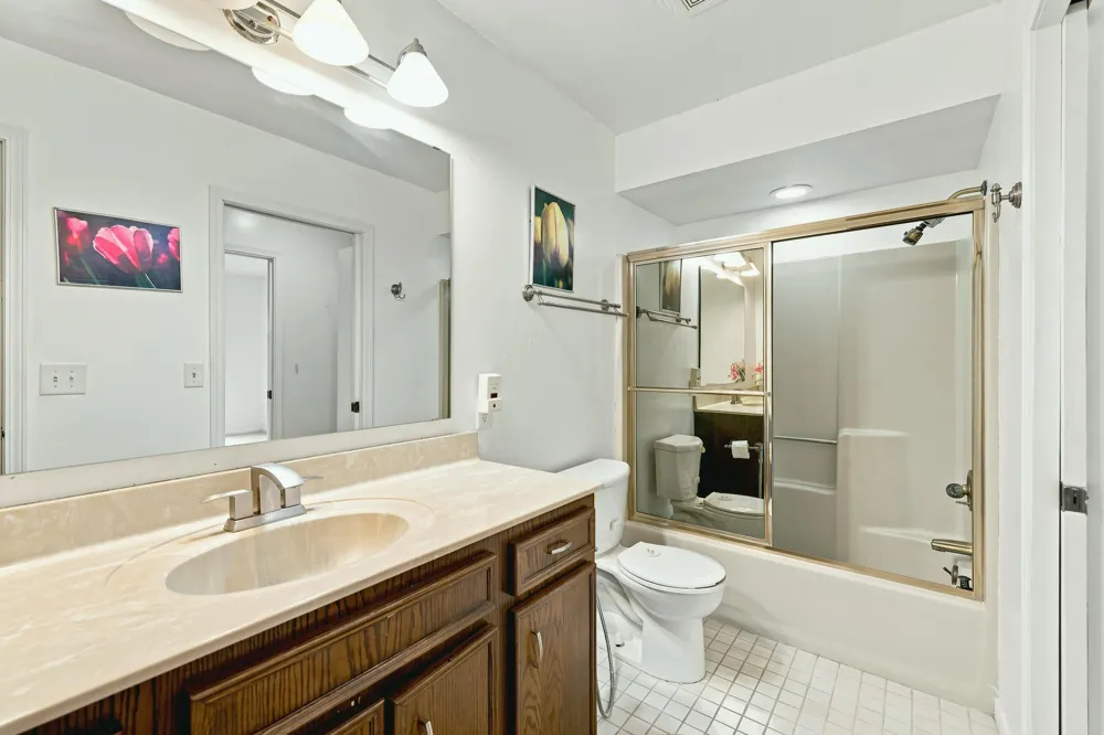 625 Maple Creek Drive #35 Holland City, MI 49423