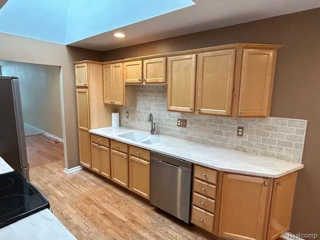 49777 HIDDEN VALLEY DRIVE Macomb Township, MI 48044