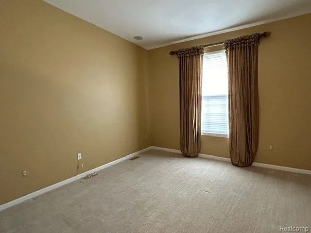 49777 HIDDEN VALLEY DRIVE Macomb Township, MI 48044