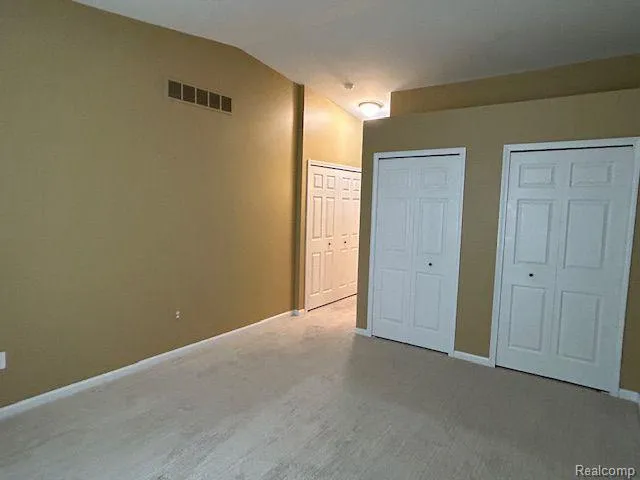 49777 HIDDEN VALLEY DRIVE Macomb Township, MI 48044