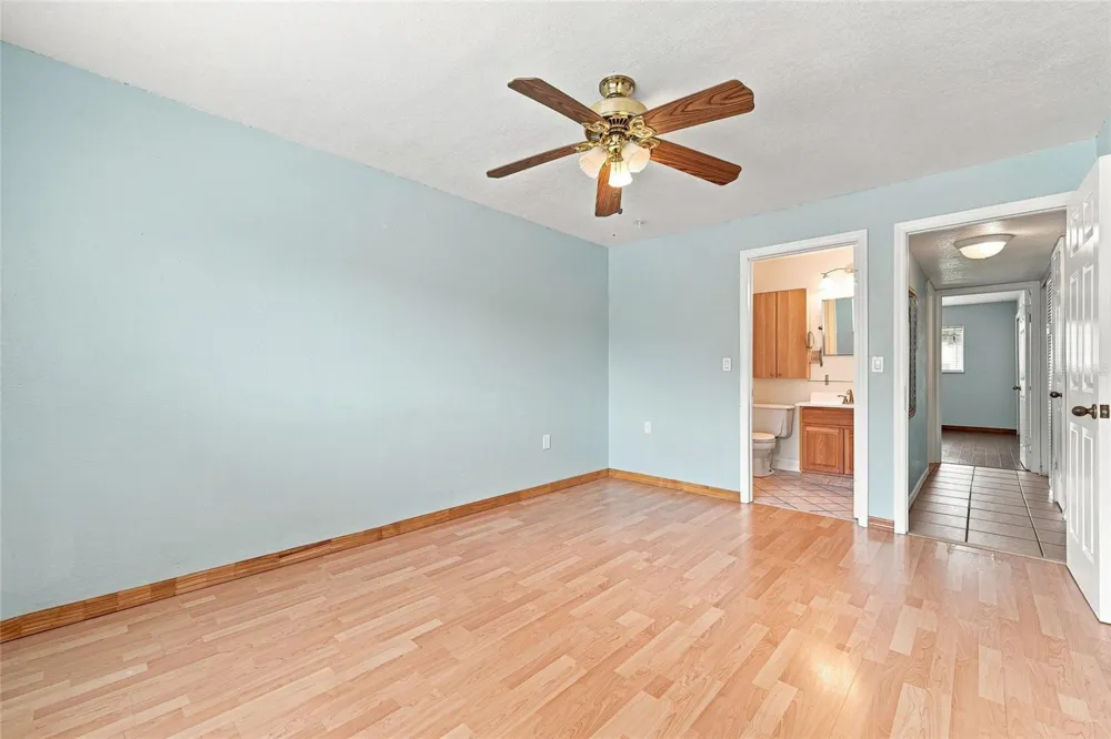 1000 LAKE OF THE WOODS BOULEVARD #105E Fern Park, FL 32730
