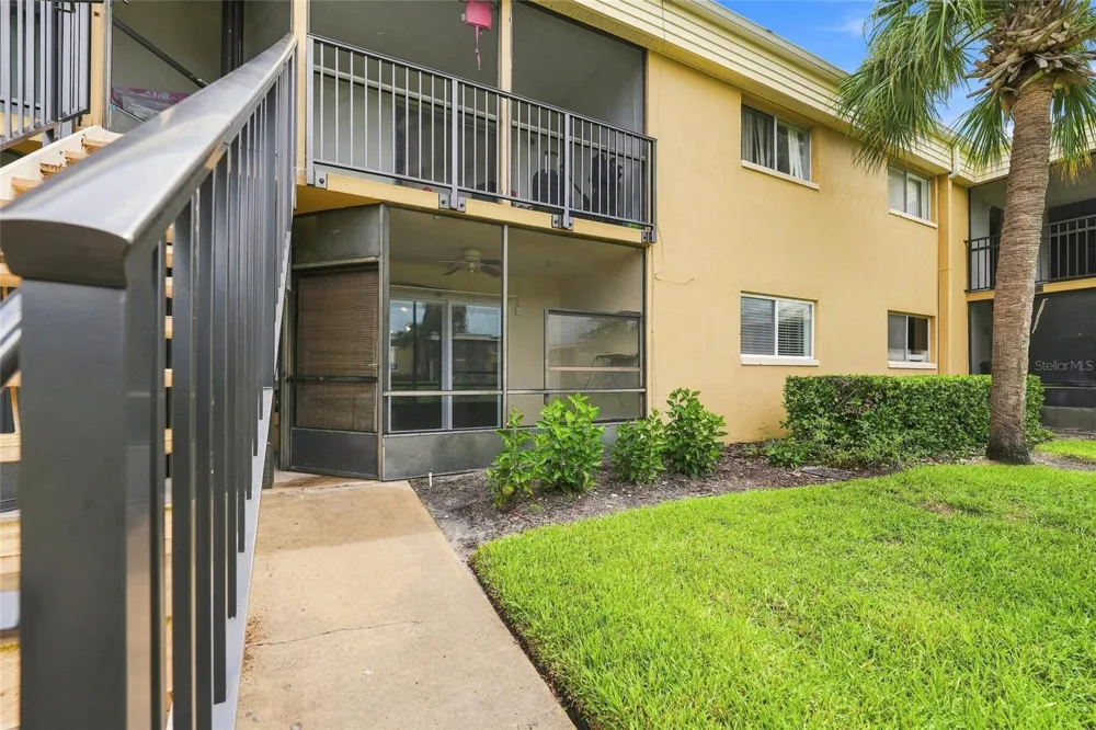 1000 LAKE OF THE WOODS BOULEVARD #105E Fern Park, FL 32730