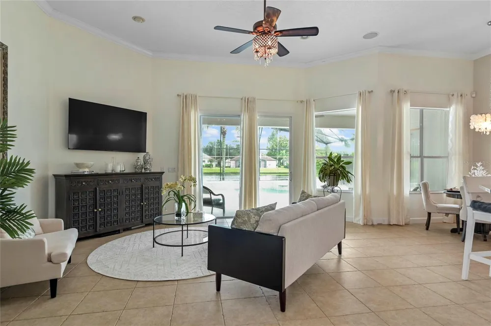 2848 ALOMA LAKE RUN Oviedo, FL 32765