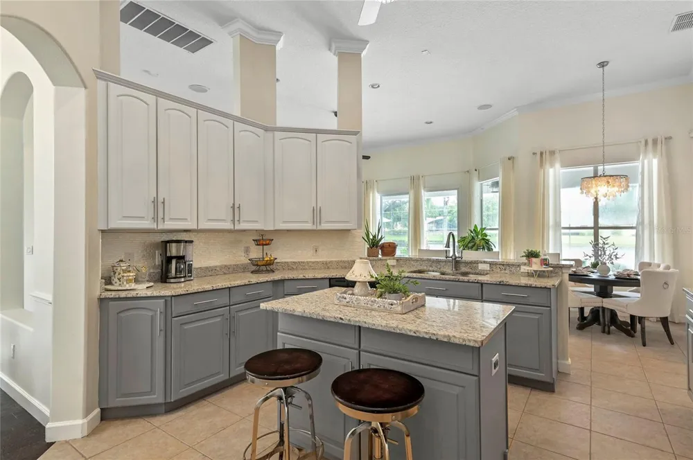 2848 ALOMA LAKE RUN Oviedo, FL 32765