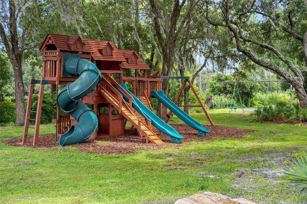 2848 ALOMA LAKE RUN Oviedo, FL 32765