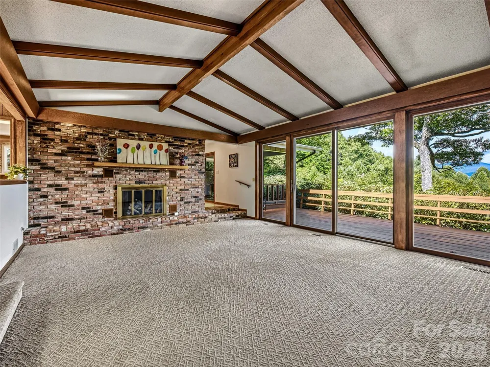 252 Middlemount Road Pisgah Forest, NC 28768