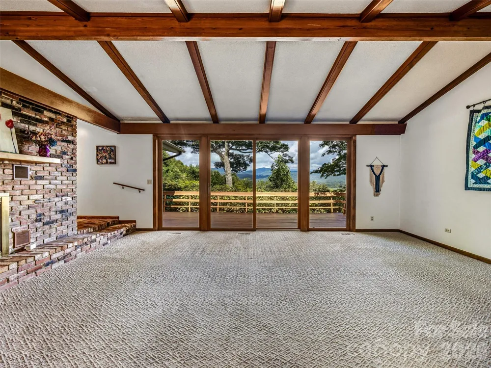 252 Middlemount Road Pisgah Forest, NC 28768