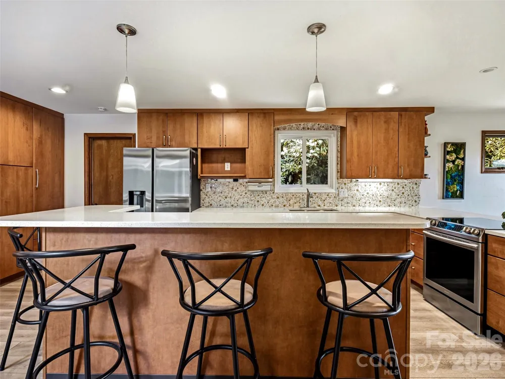252 Middlemount Road Pisgah Forest, NC 28768