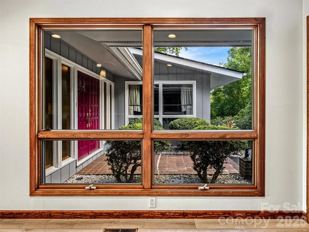 252 Middlemount Road Pisgah Forest, NC 28768