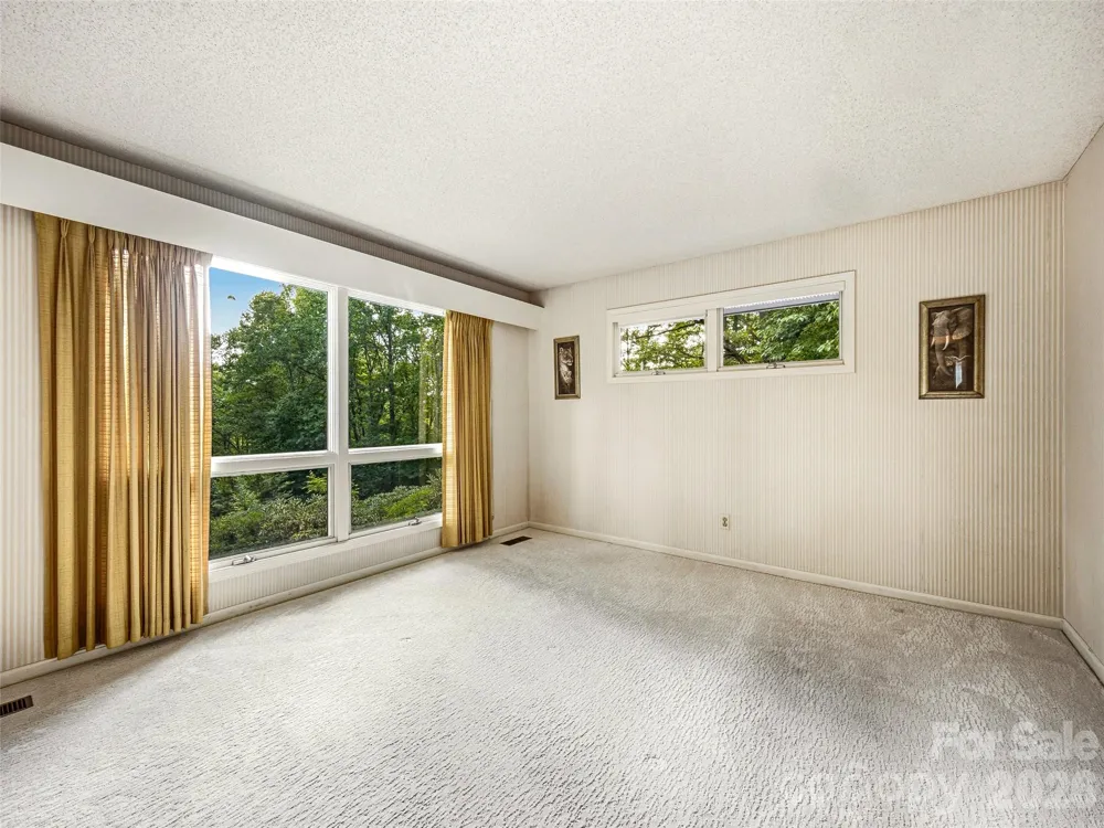252 Middlemount Road Pisgah Forest, NC 28768