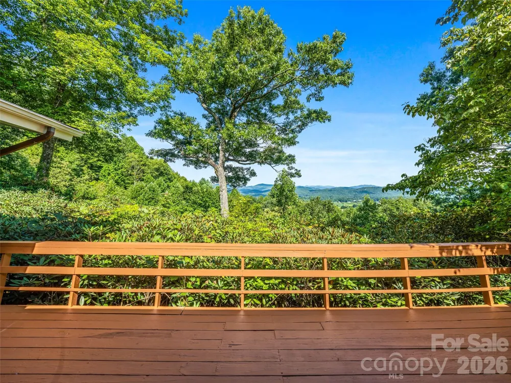 252 Middlemount Road Pisgah Forest, NC 28768