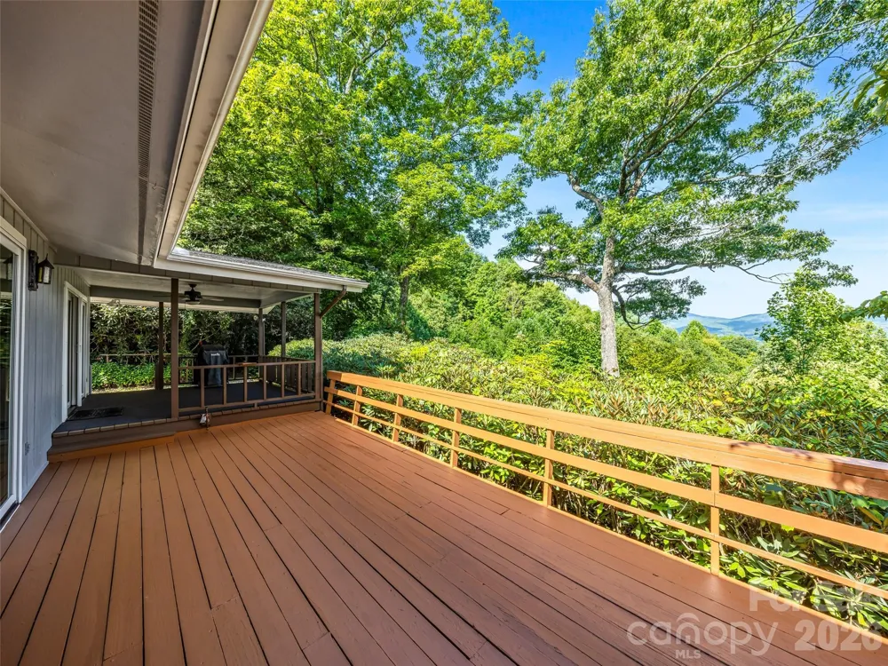 252 Middlemount Road Pisgah Forest, NC 28768