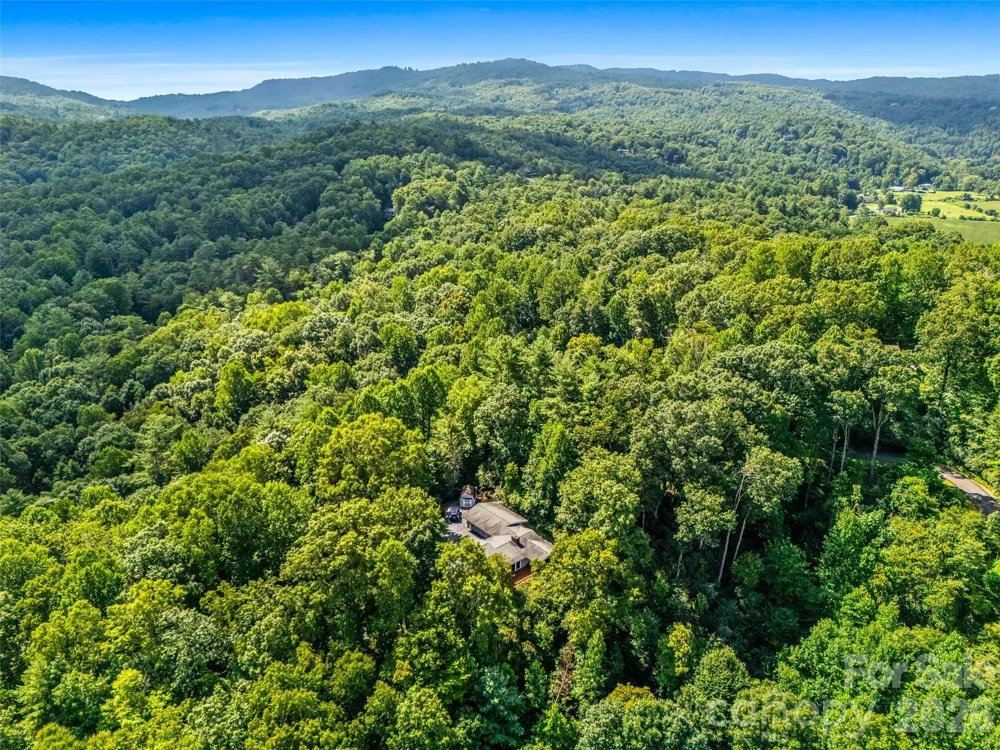 252 Middlemount Road Pisgah Forest, NC 28768