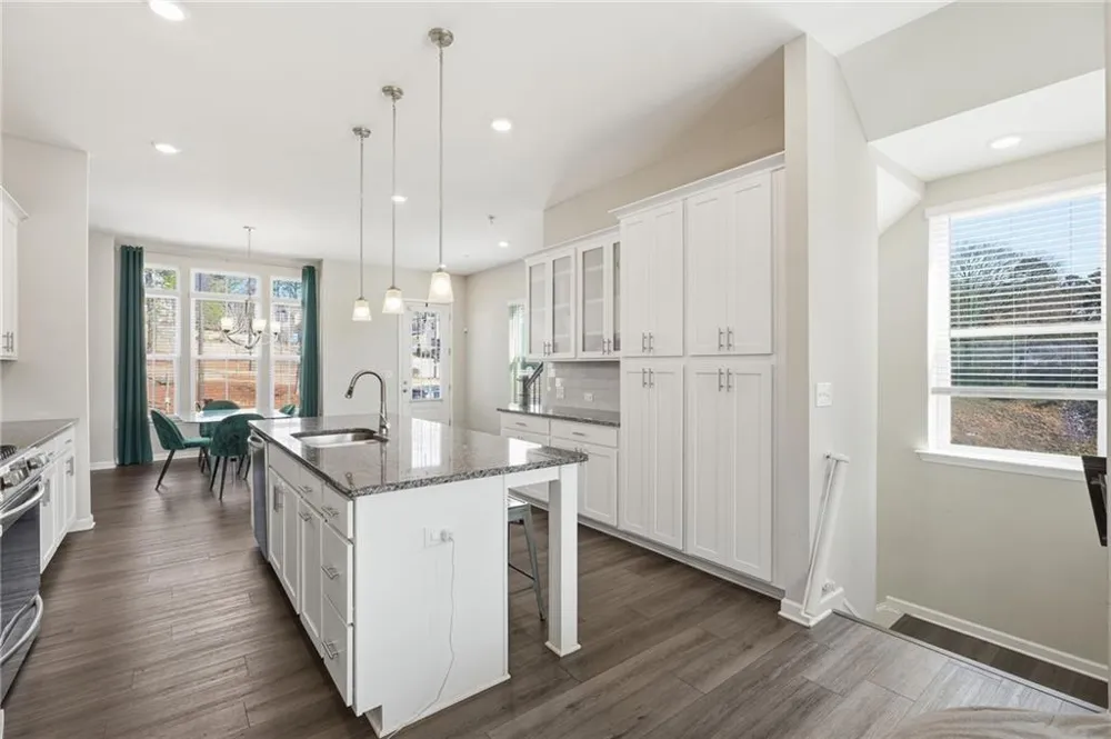 3317 Park Pointe Circle Scottdale, GA 30079