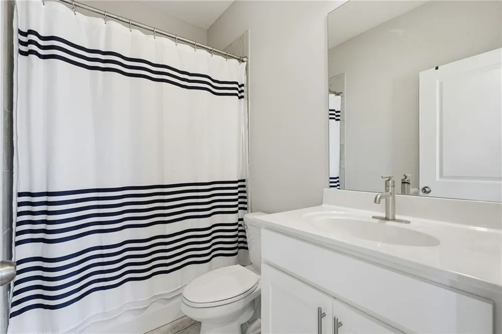 3317 Park Pointe Circle Scottdale, GA 30079