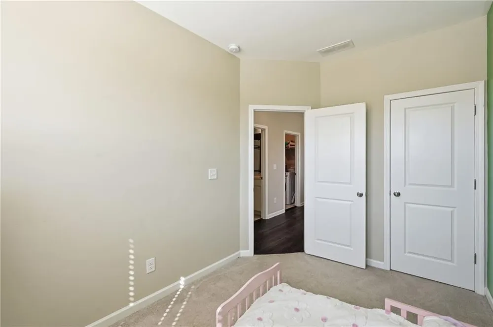 3317 Park Pointe Circle Scottdale, GA 30079