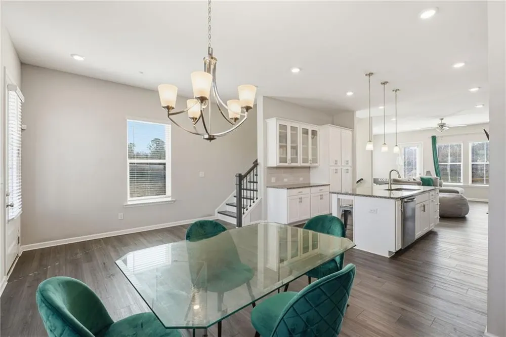 3317 Park Pointe Circle Scottdale, GA 30079