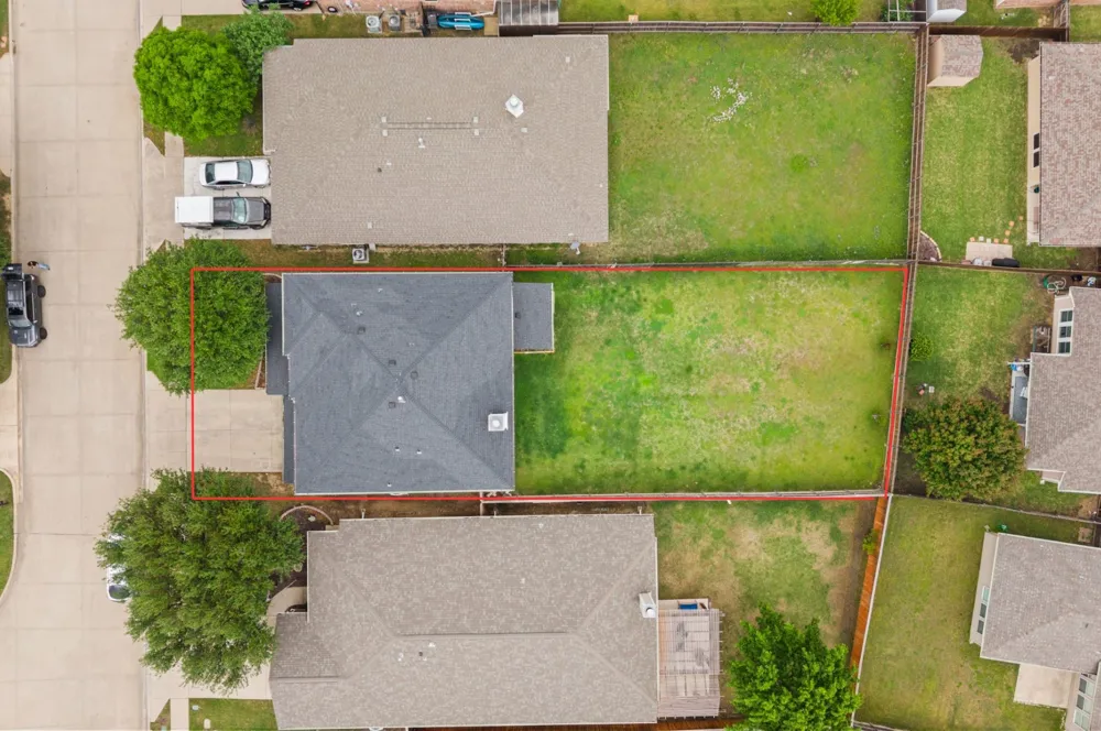 9208 Comanche Ridge Drive Fort Worth, TX 76131