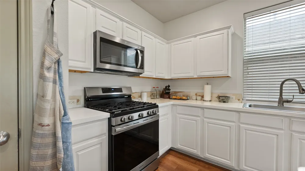 9208 Comanche Ridge Drive Fort Worth, TX 76131