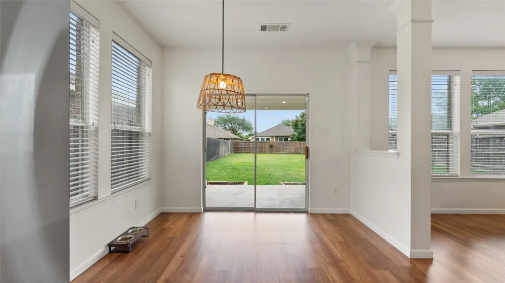 9208 Comanche Ridge Drive Fort Worth, TX 76131