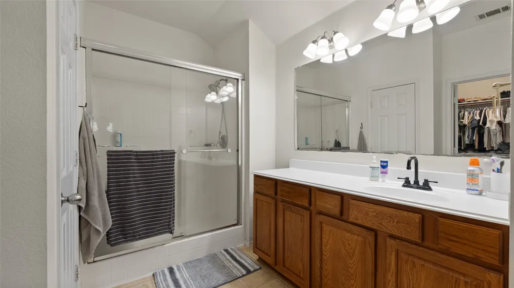 9208 Comanche Ridge Drive Fort Worth, TX 76131