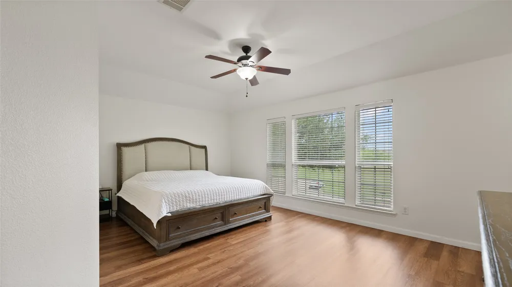 9208 Comanche Ridge Drive Fort Worth, TX 76131