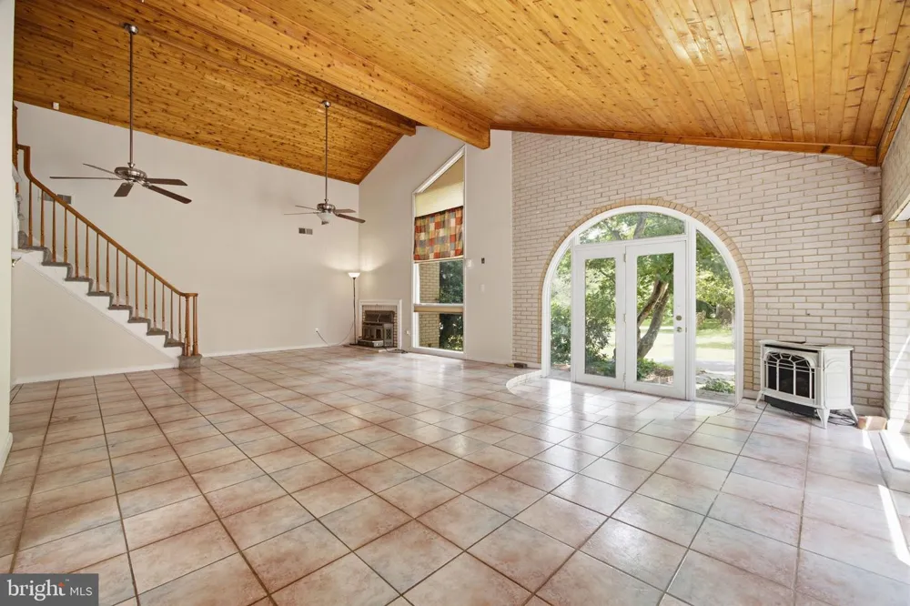 10108 BAILEYSBURG LANE Nokesville, VA 20181