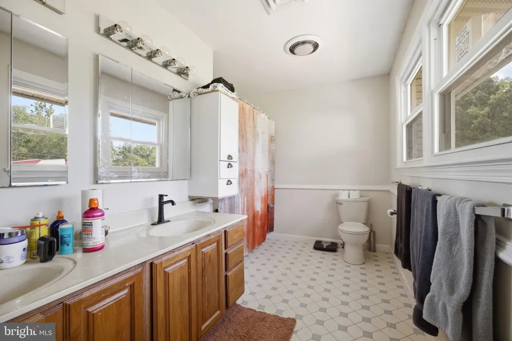 10108 BAILEYSBURG LANE Nokesville, VA 20181