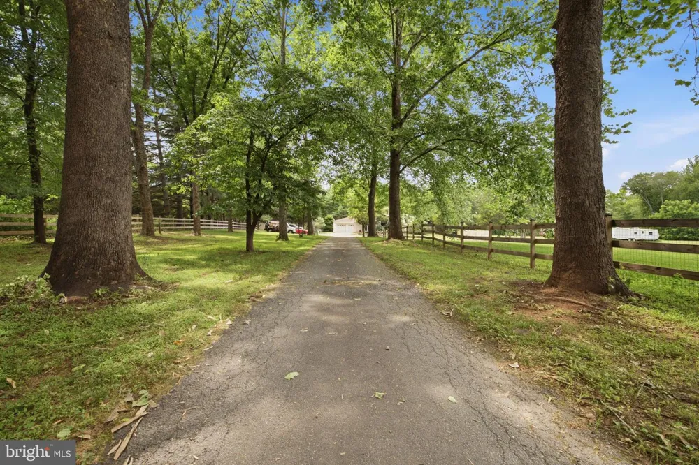 10108 BAILEYSBURG LANE Nokesville, VA 20181