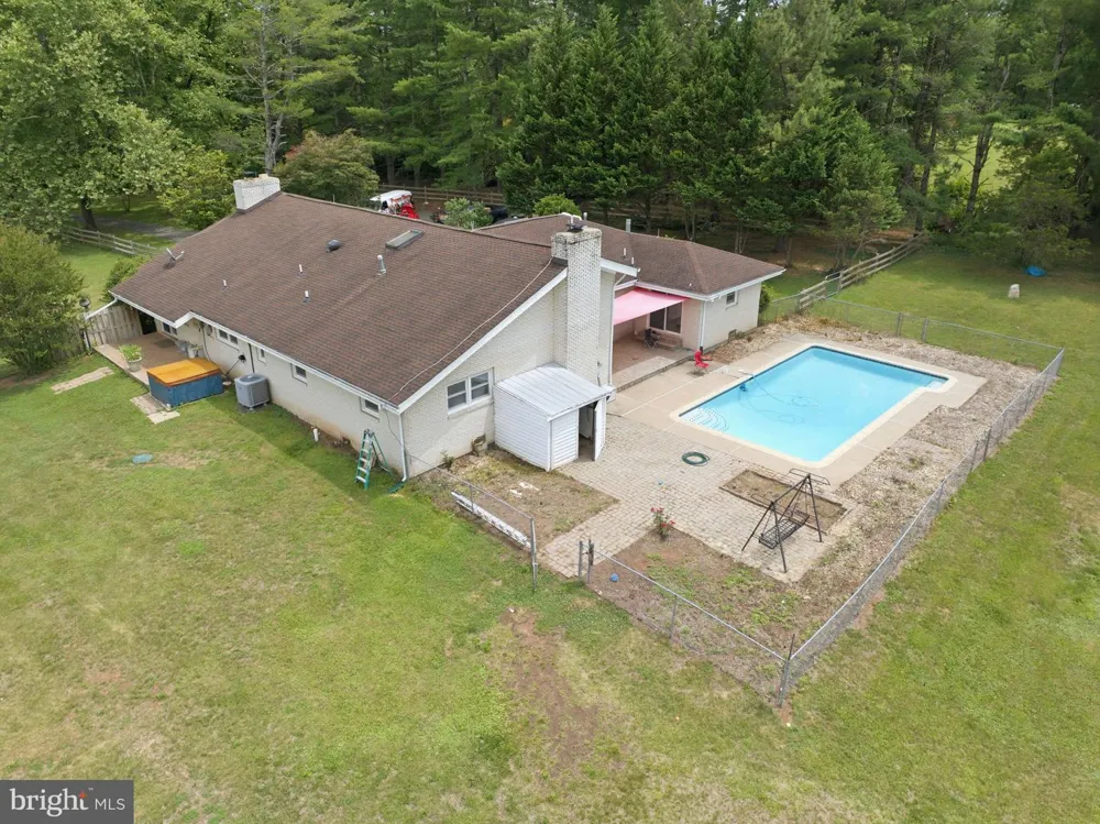 10108 BAILEYSBURG LANE Nokesville, VA 20181