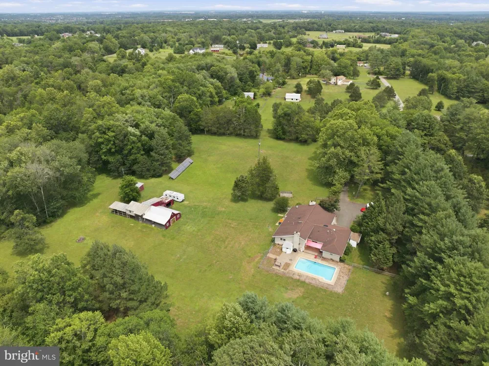 10108 BAILEYSBURG LANE Nokesville, VA 20181