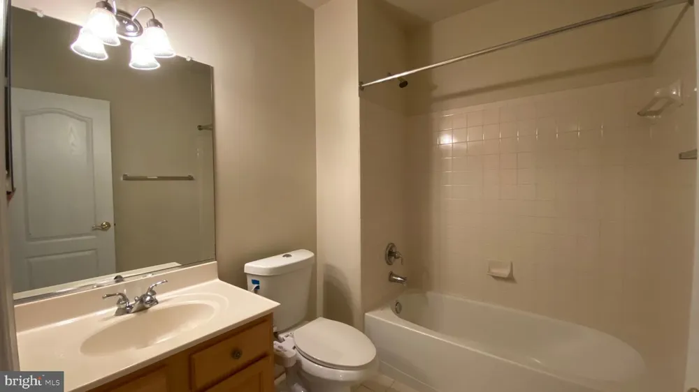 8853 MODANO PLACE Fairfax, VA 22031