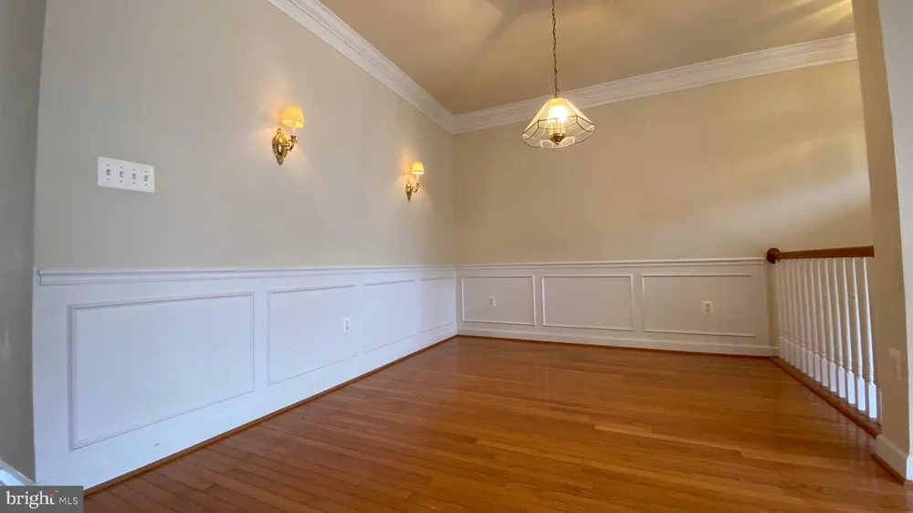 8853 MODANO PLACE Fairfax, VA 22031