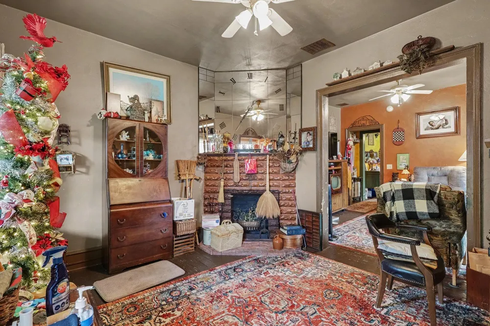 109 S Division Street Whitehall, MI 49461