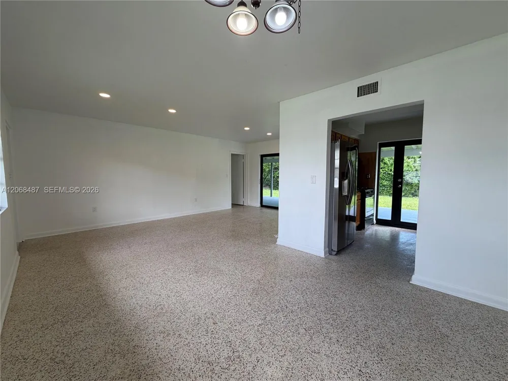 4361 SW 97th Ct Miami, FL 33165