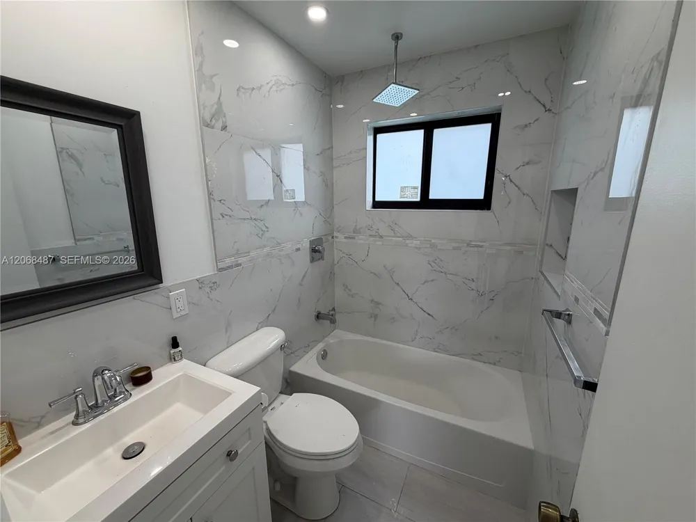 4361 SW 97th Ct Miami, FL 33165