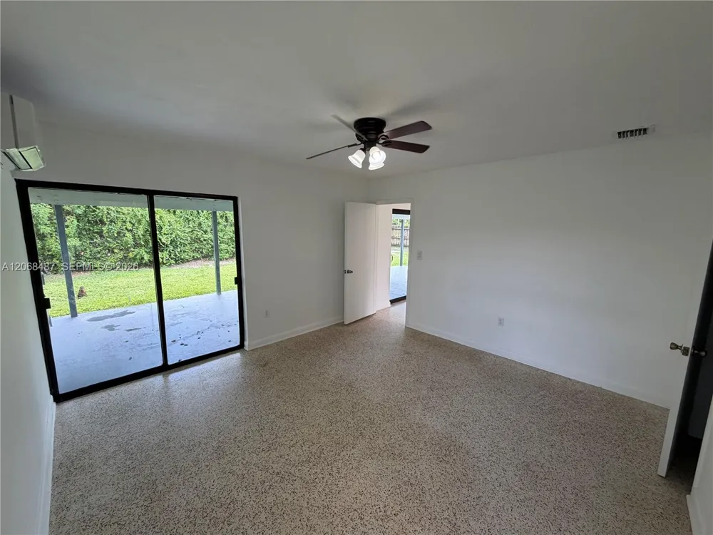 4361 SW 97th Ct Miami, FL 33165