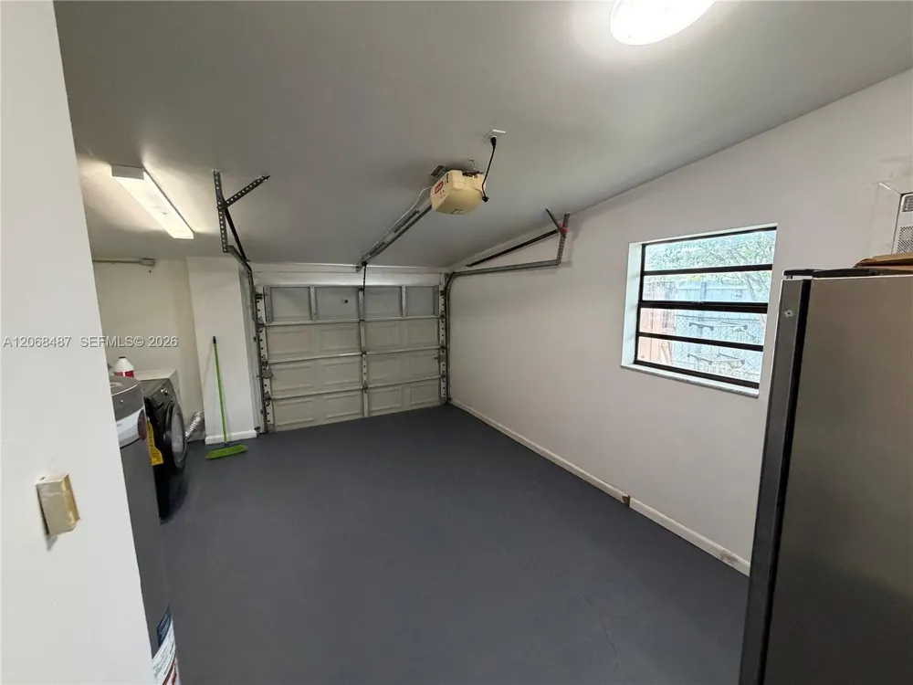 4361 SW 97th Ct Miami, FL 33165